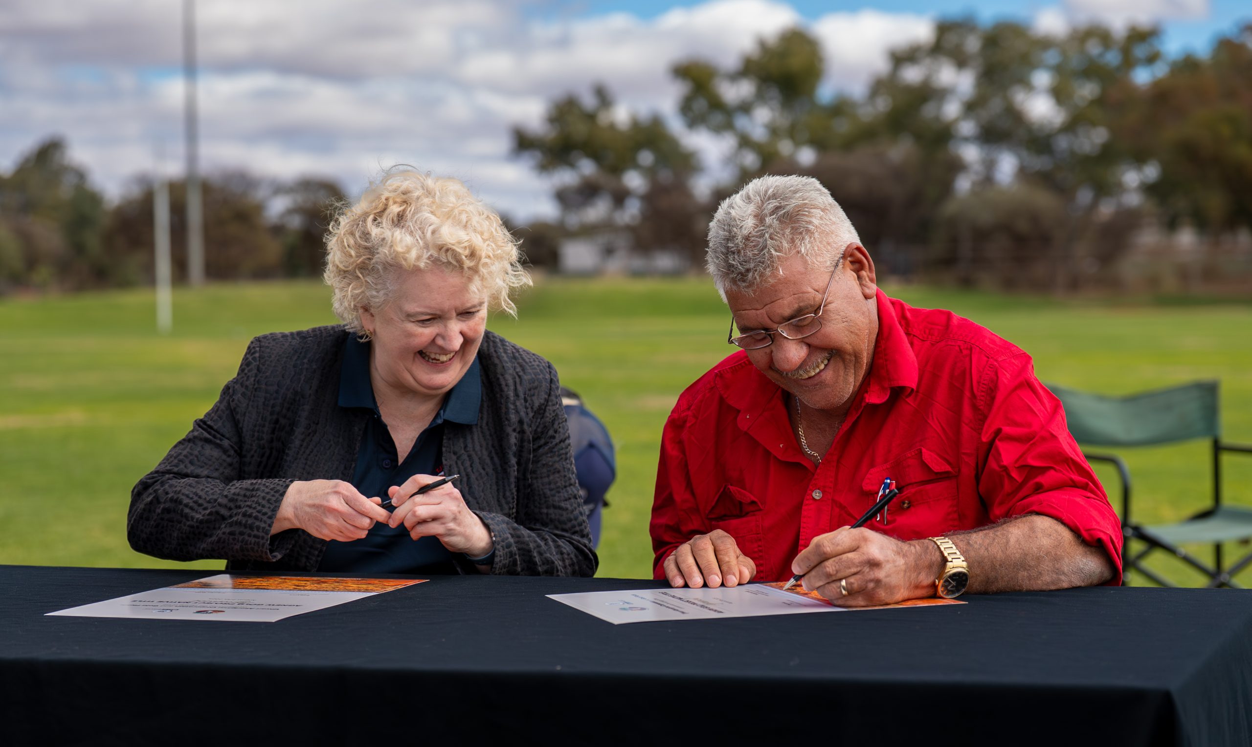 Gold Fields and Tjiwarl Aboriginal Corporation sign historic Native Title Agreement
